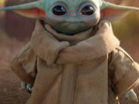 It’ baby yoda :D !!! 1 1