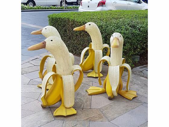 Banana ducks 