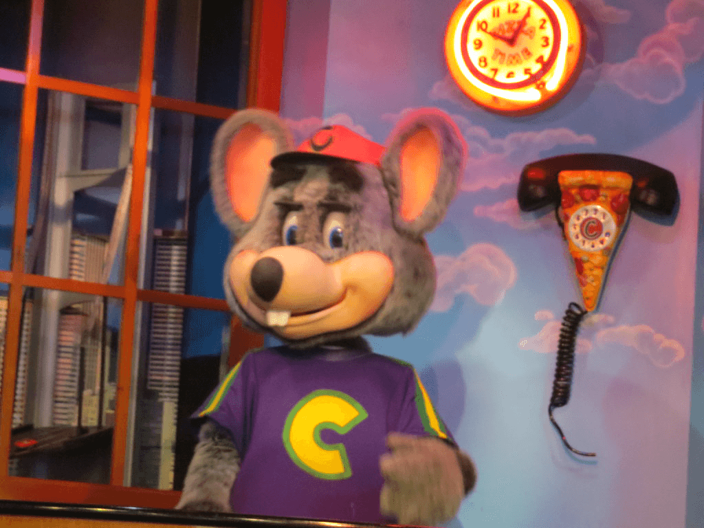 Chuck.e.Chesse