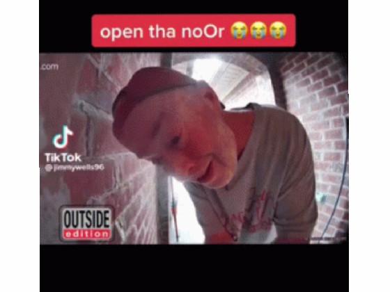 Open the noor 1